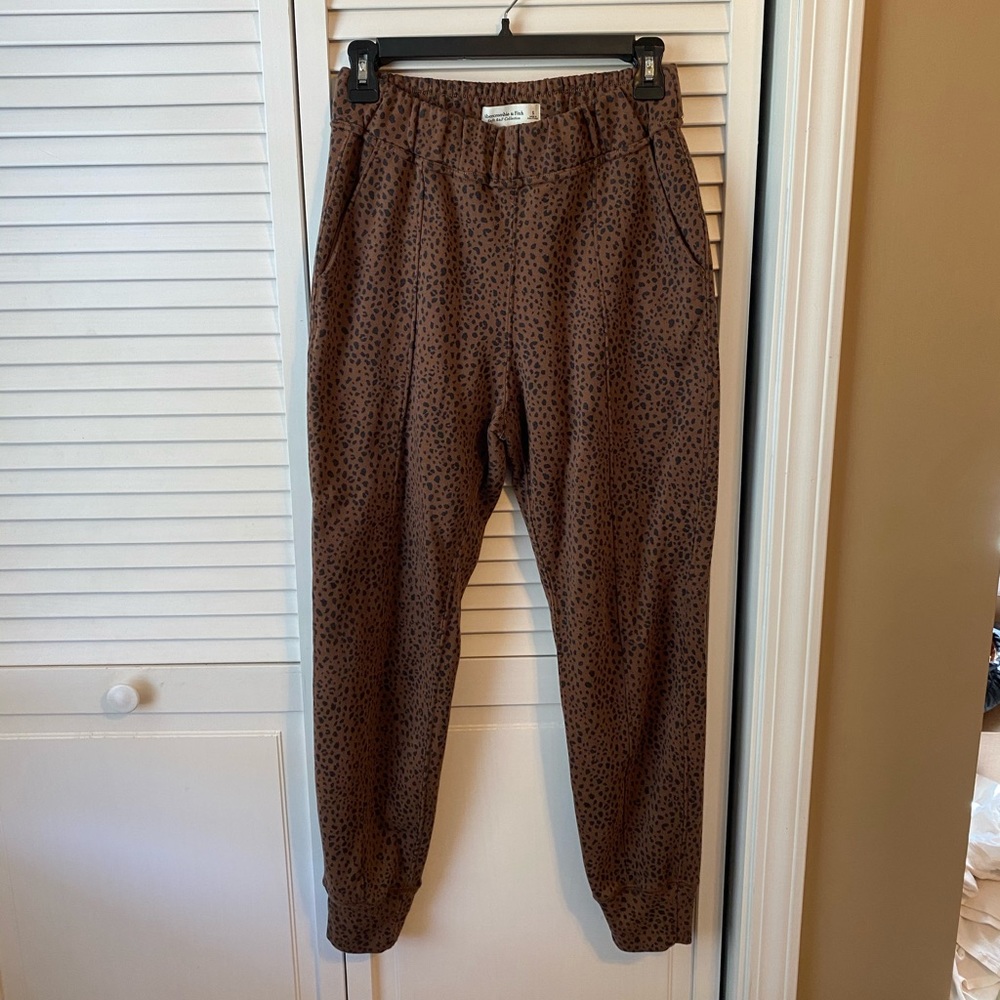 Abercrombie high waist joggers